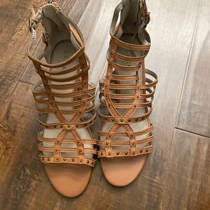 Hinge strappy wedges